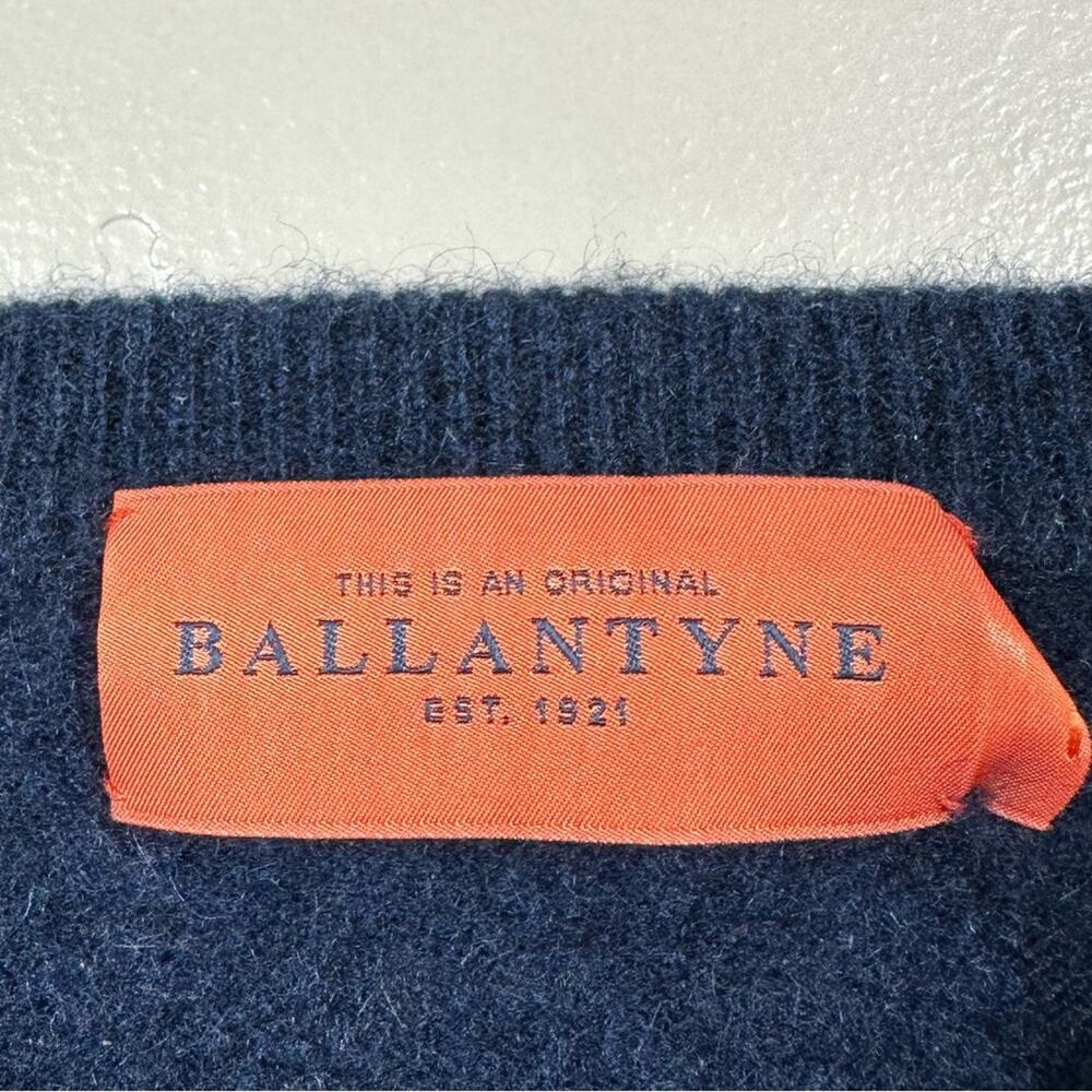 Ballantyne Women’s 100% Cashmeree V-Neck Jumper Sweater Navy Blue Size Small - Picture 7 of 10